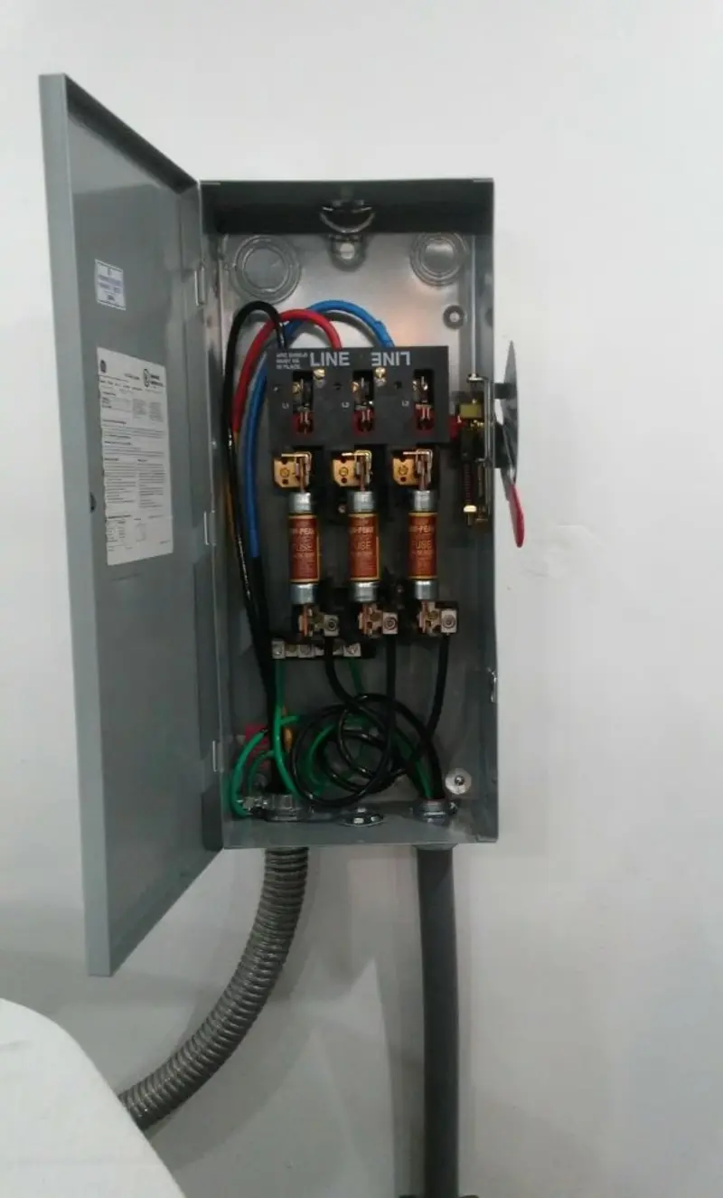 Three-phase disconnect switch installed for Smoke Detector Installation in Moyock